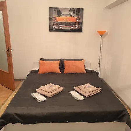 Old Town - Victoriei 3 Бухарест